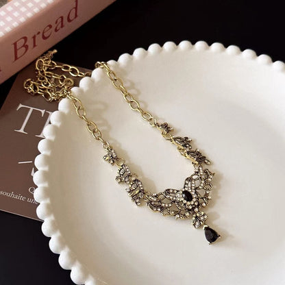 Butterfly pendant rhinestone necklace