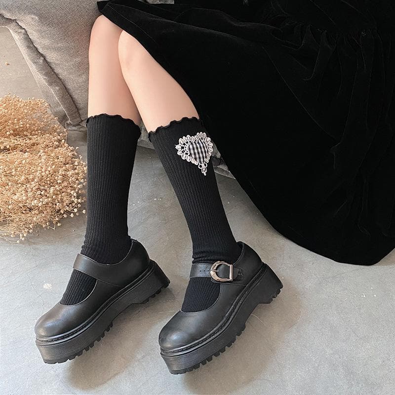 Ruffle heart applique long socks