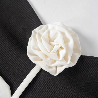 Rose applique ribbed backless tube top