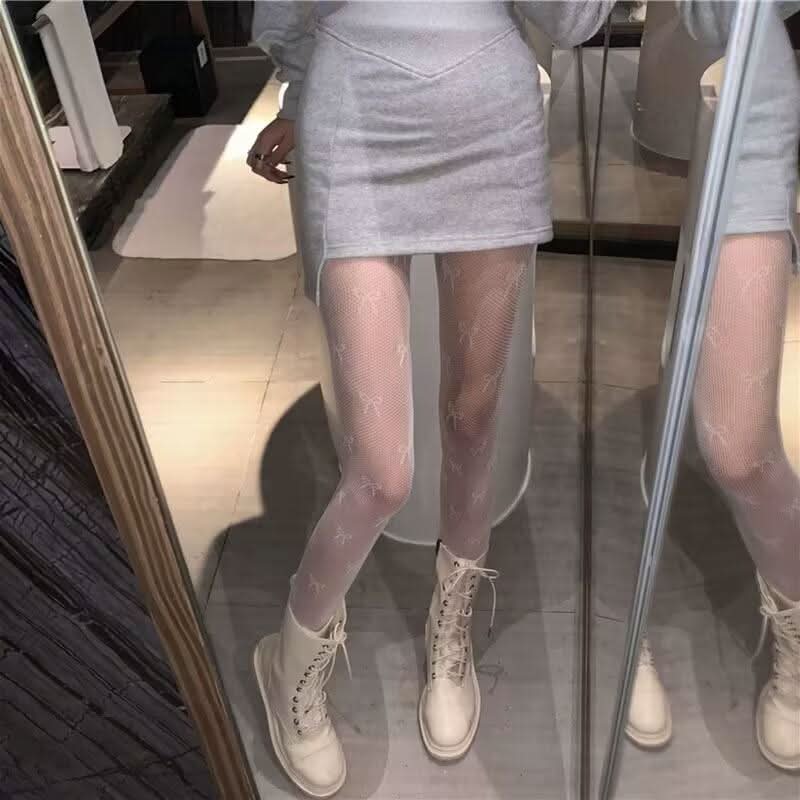 Bowknot pattern fishnet tights