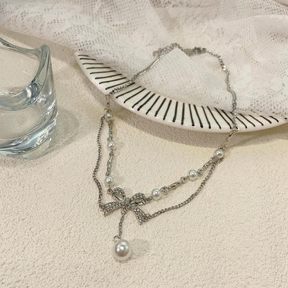 Faux pearl layered pendant necklace