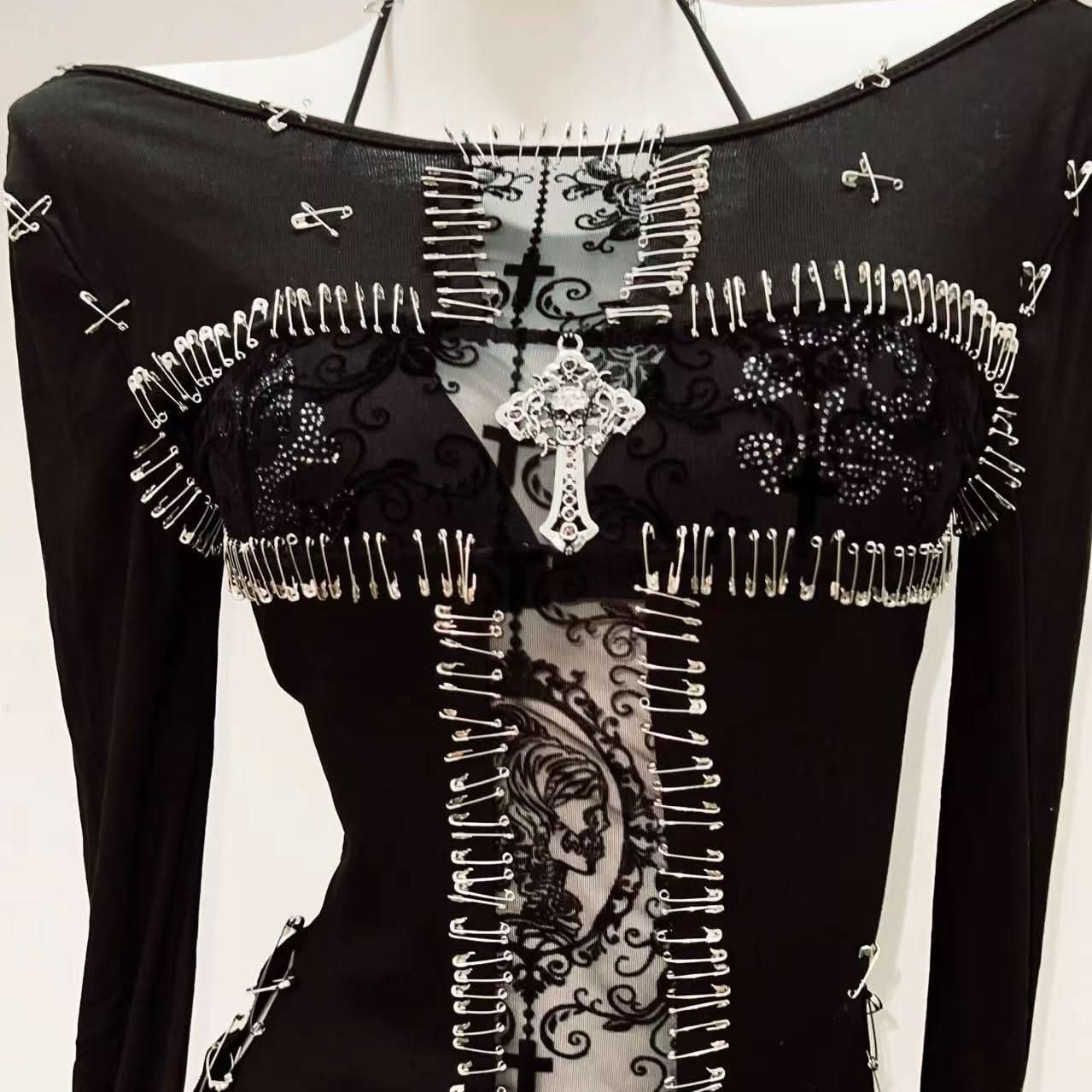 Long sleeve beaded pin applique print top