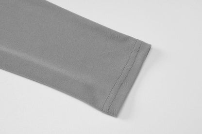Long sleeve crewneck solid slit top