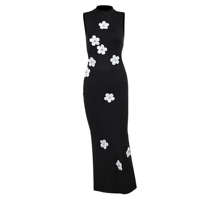 Sleeveless crewneck flower applique backless maxi dress