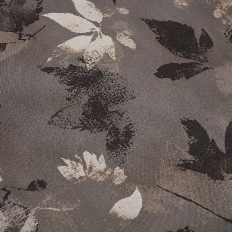 Ruched contrast print maxi skirt