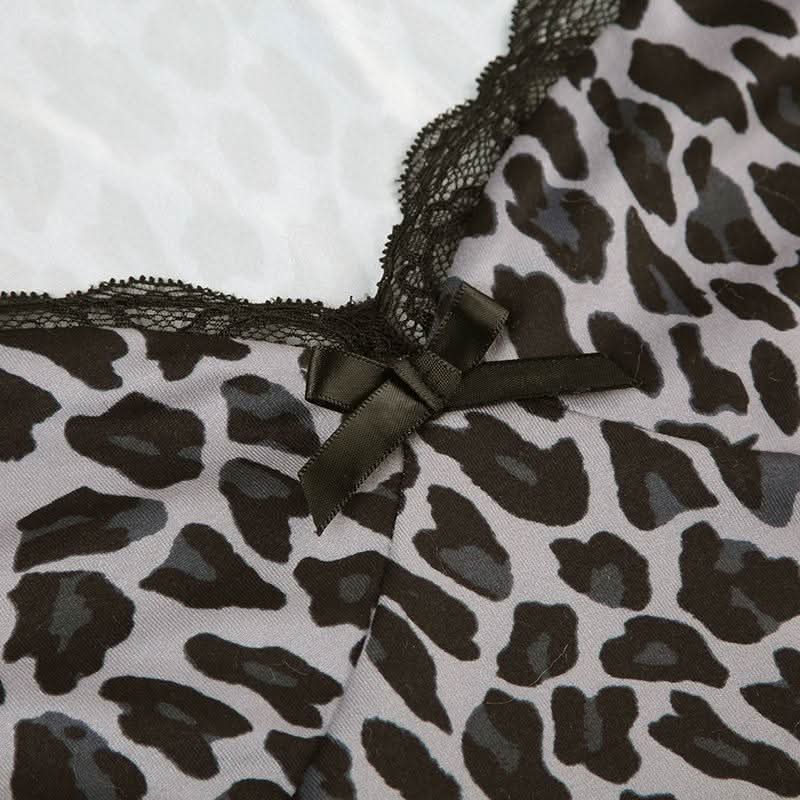Leopard print long sleeve v neck lace hem bowknot top