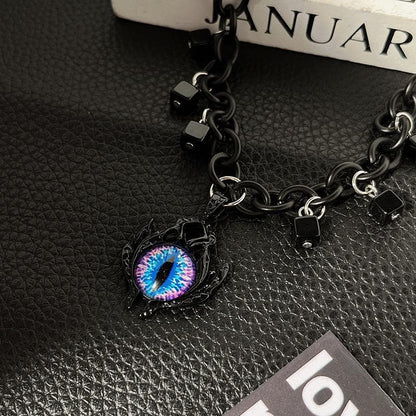 Pendant metal contrast chain necklace