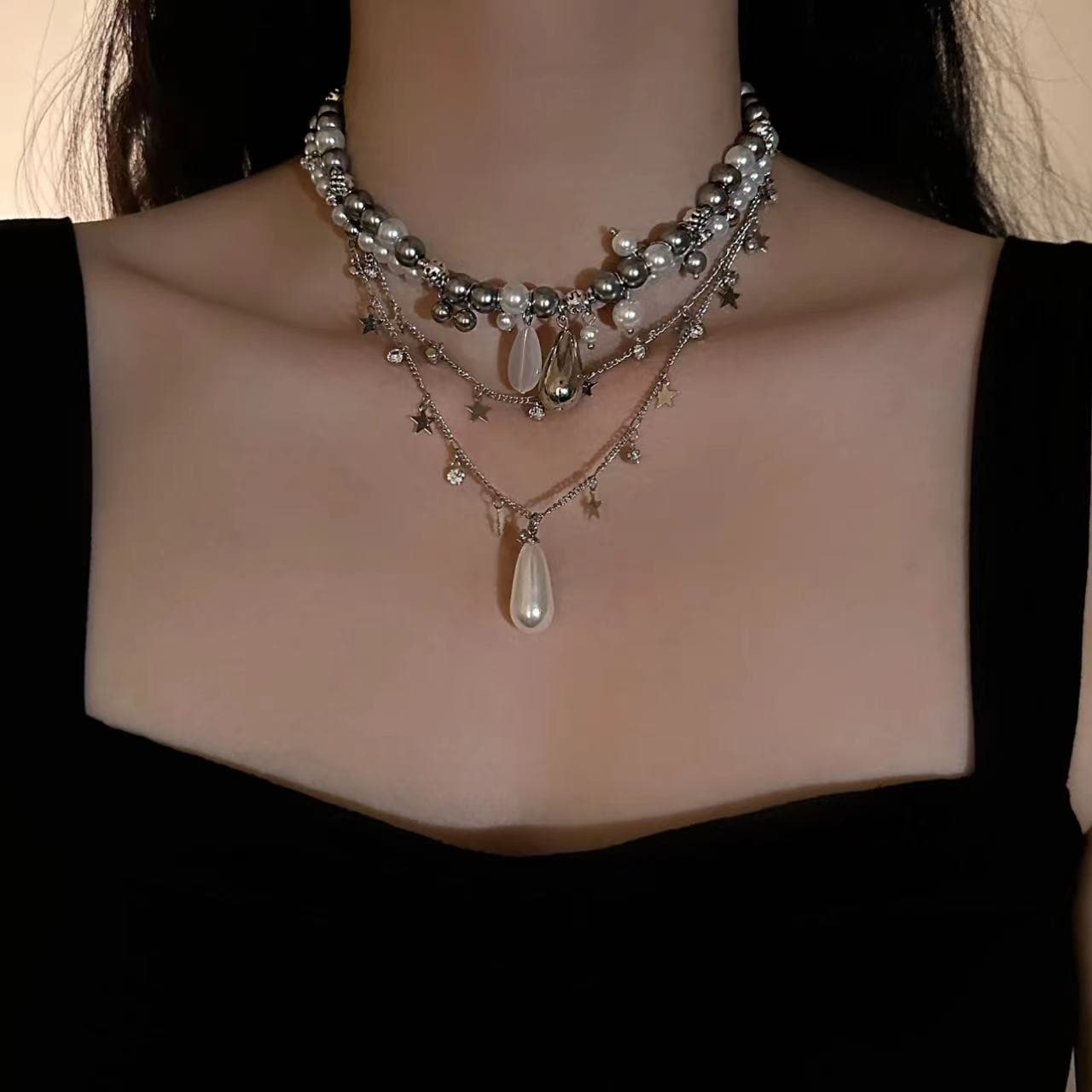 Layered faux pearl pendant choker necklace