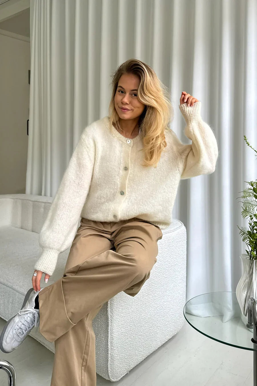Knitted Vest - White