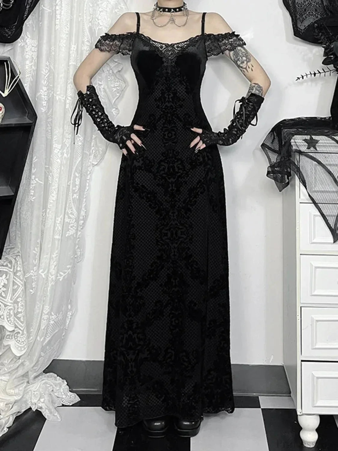 Lace Patchwork Spaghetti Strap Maxi Dress