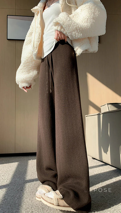 Avarie Cozy Wide-Leg Pants