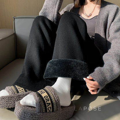 Avarie Cozy Wide-Leg Pants