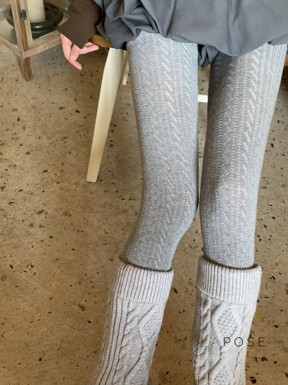 London Cozy Cable Knit Tights