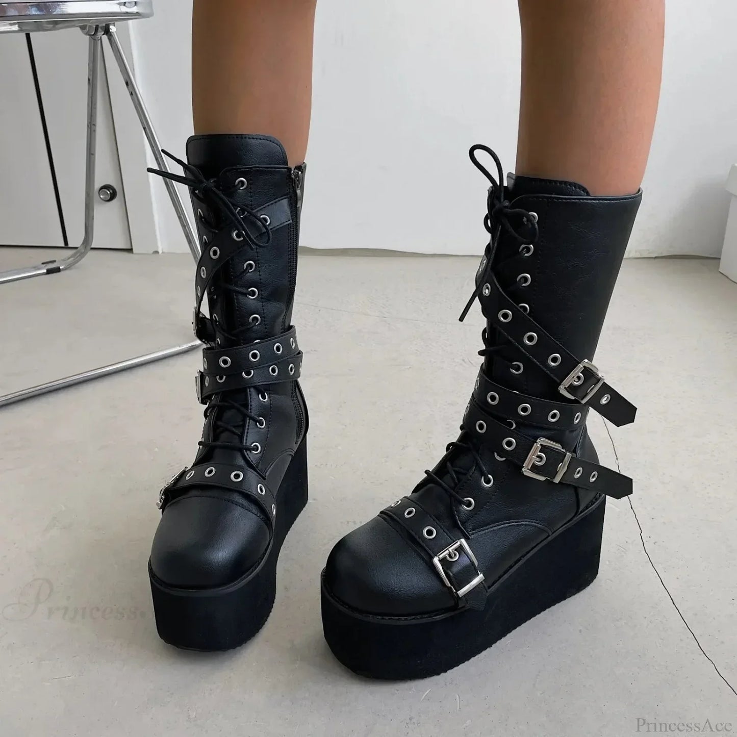 Large Size Women Tie Up Buckle Elevated Gothic Boot