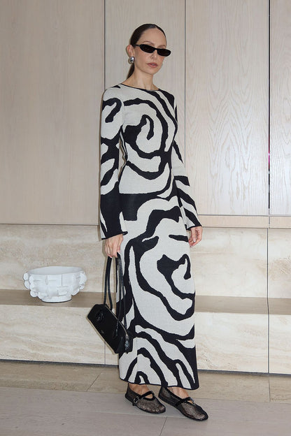 Elaine Jacquard Rose Knitted Maxi Dress