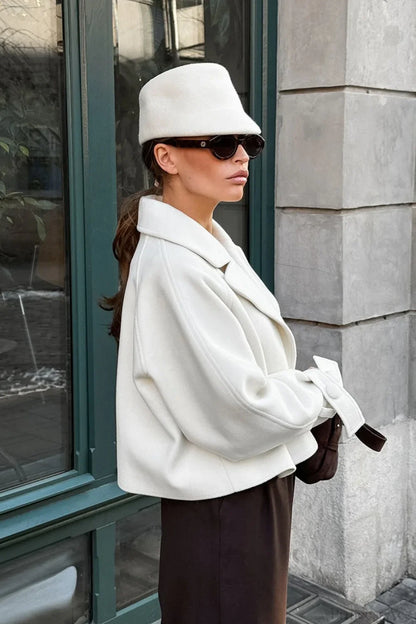 Minimalist Notched Collar Raglan Sleeve Cropped Coat