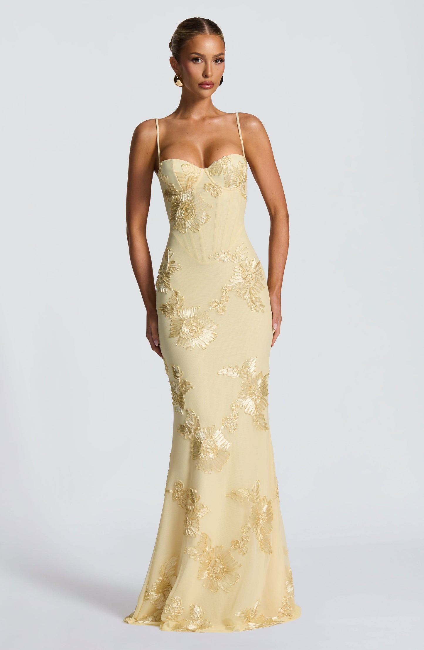 Sweetheart Corset Bodice Spaghetti Strap 3D Floral Embroidered Mesh Mermaid Maxi Gown
