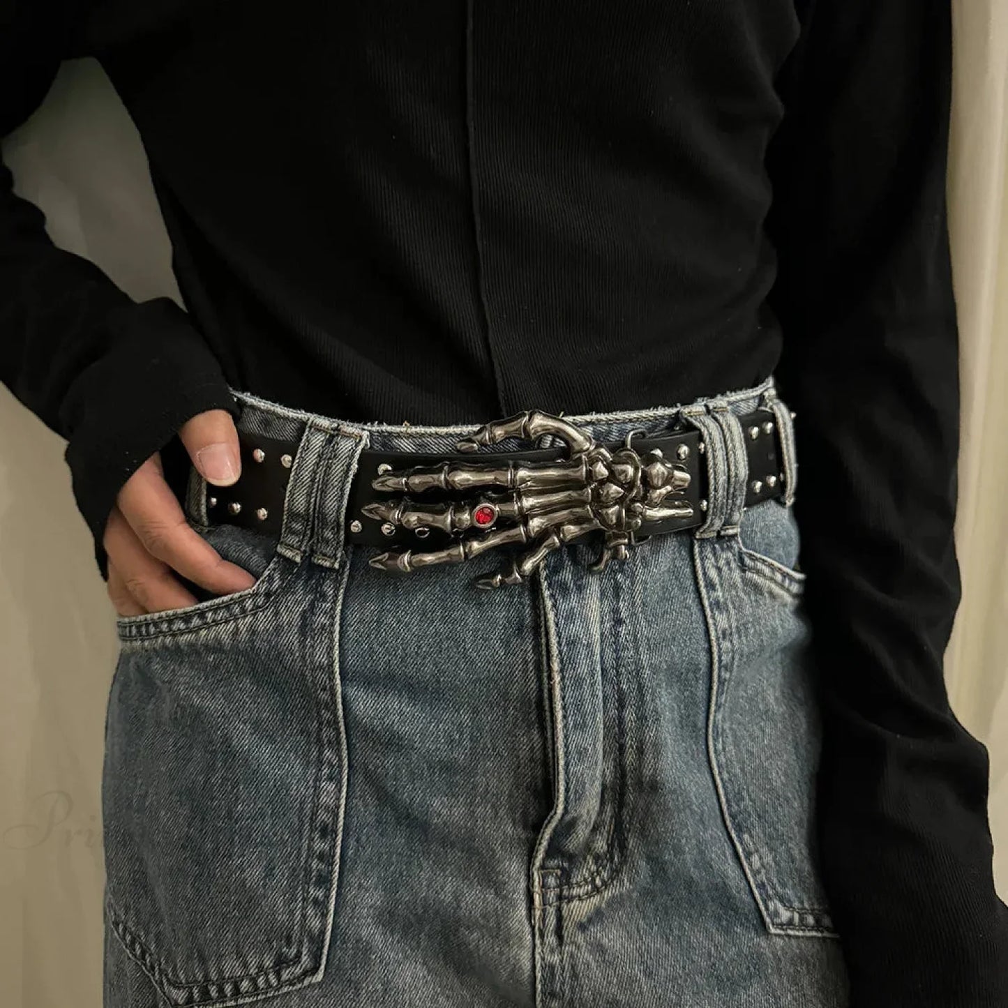 Neutral Gothic Skull Rivet Belt
