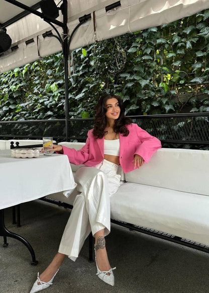 Riviera Cropped Blazer – Soft Pink Tailored Statement