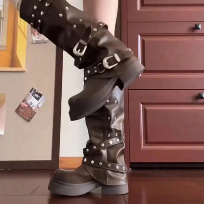 Platform Mysterious Rivet Chain Zip Combat Boot