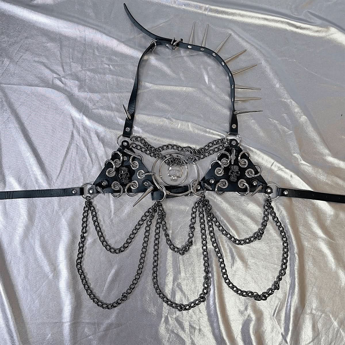 Halter rivet PU leather metal chain top
