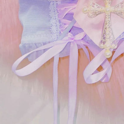 Lace hem bowknot v neck cross applique ribbon top