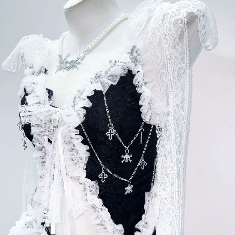 Lace hem self tie bowknot skull applique mini skirt set