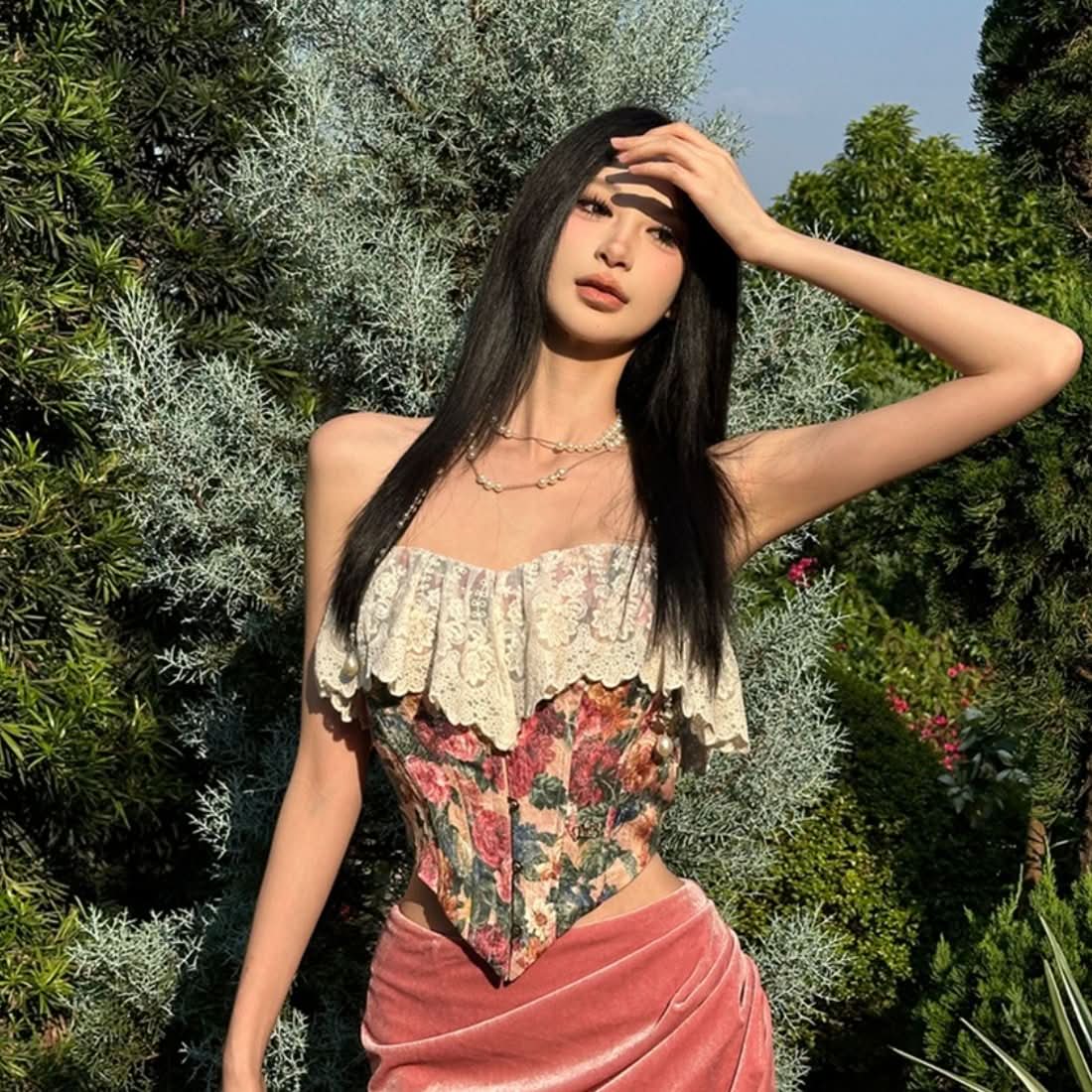 Abstract bustier backless tube top