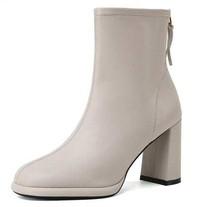 Hilma Boots