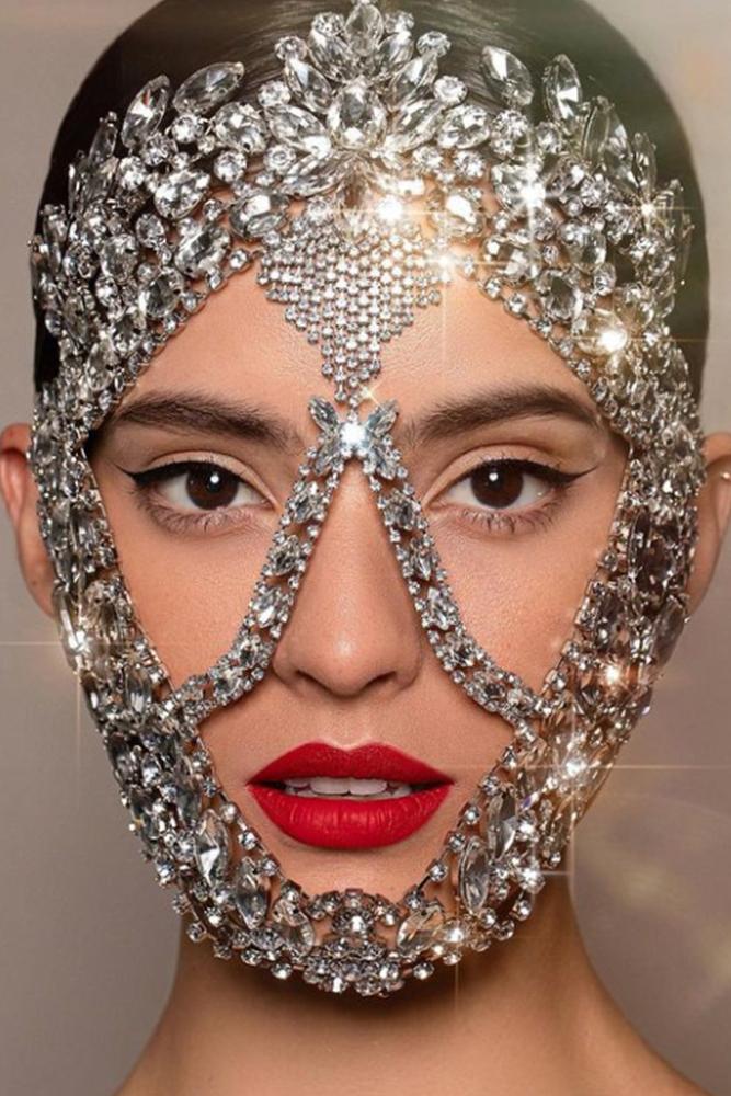 Hilda Diamond Mask