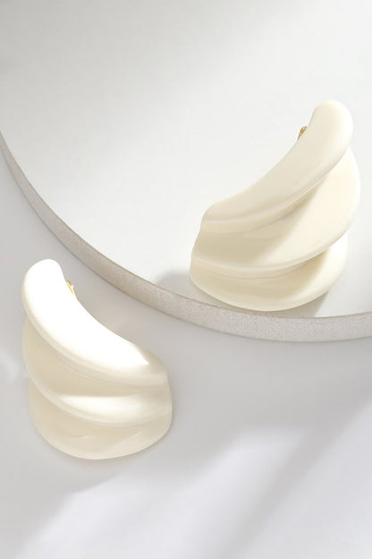 Resin Shell-shaped Earrings