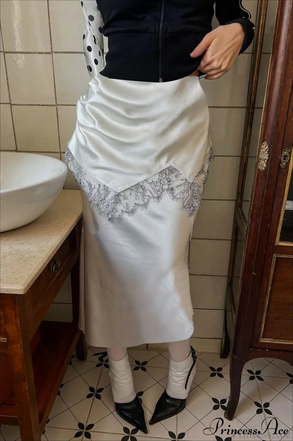 Retro Color Block Lace Panel Slim Skirt