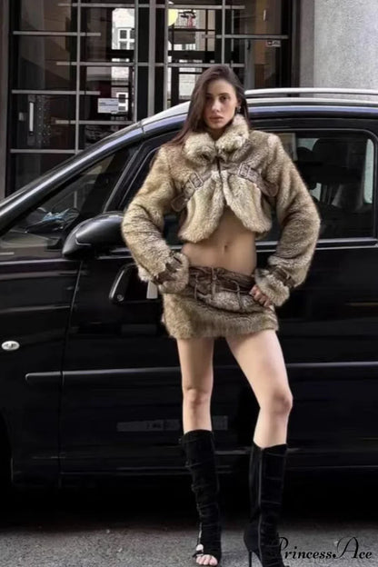 Retro Cropped Turtleneck Faux Fur Warm Jacket