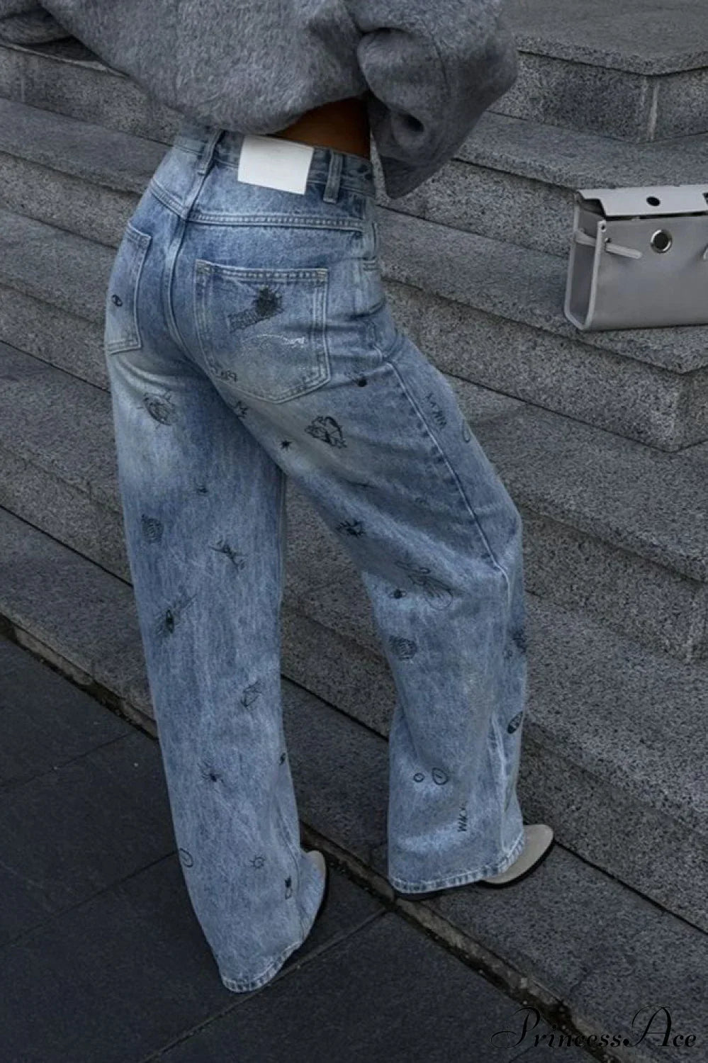 Retro High Waist Heart Graffiti Print Straight Jeans