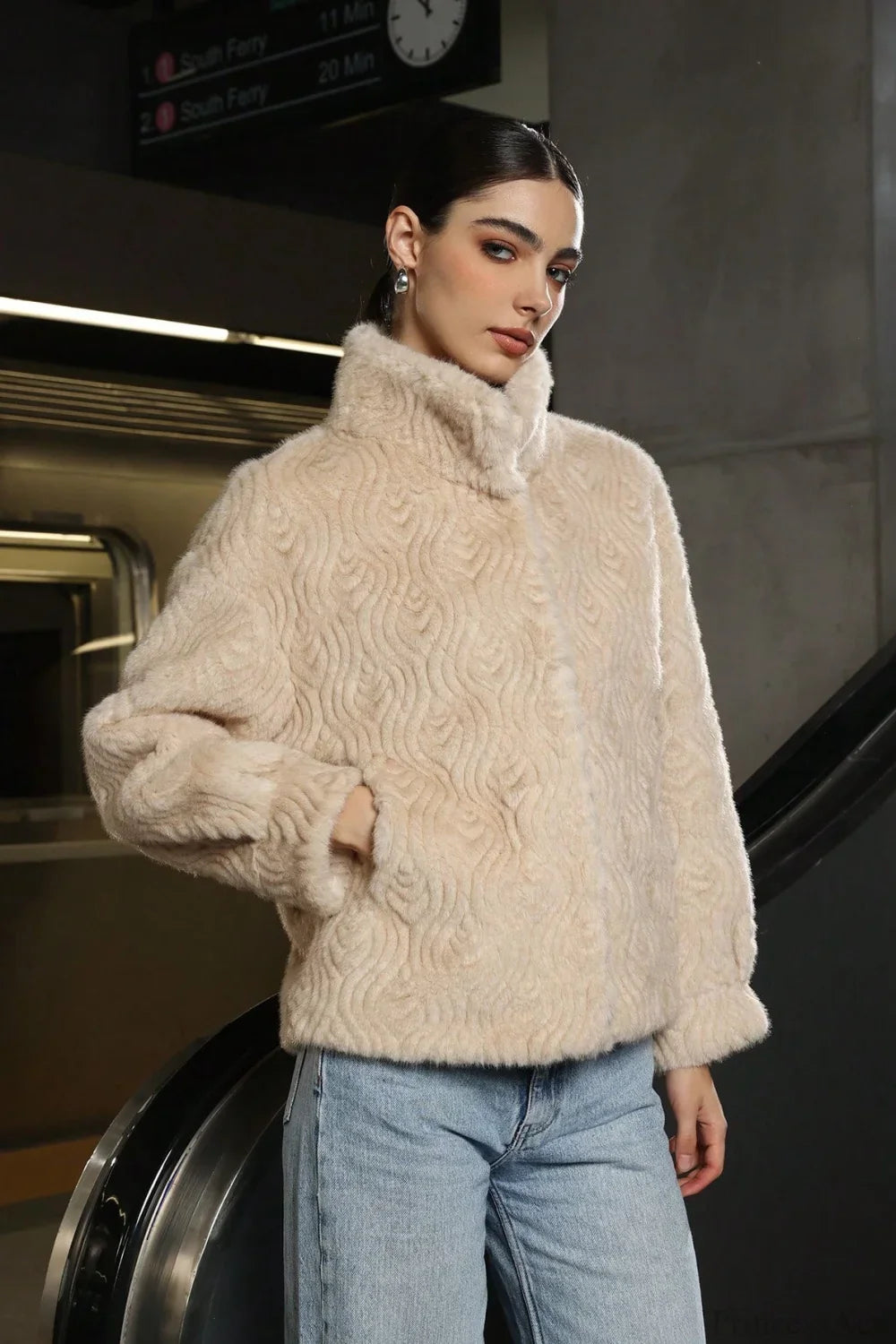 Ribbed Turtleneck Thickened Faux Fur Coat