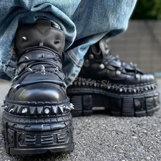 Rivet Gothic Thick Bottom Sneaker