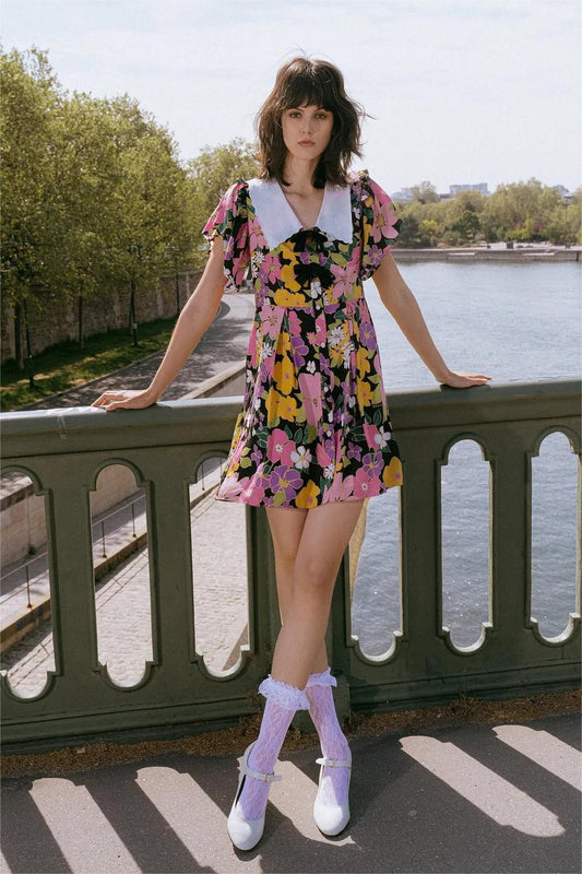 Short Sleeve V-Neck Print Mini Dress