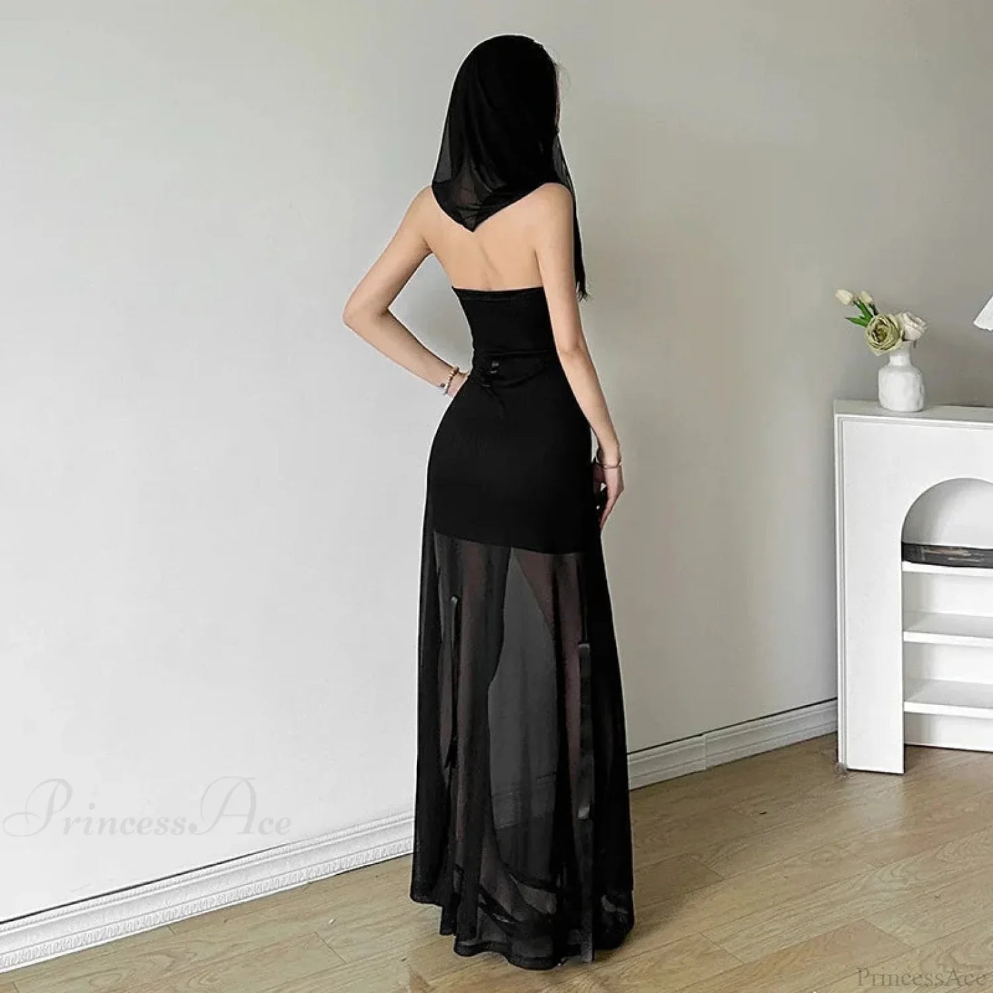 Sleeveless Cloaked Ribbon Net Full-Length Gown
