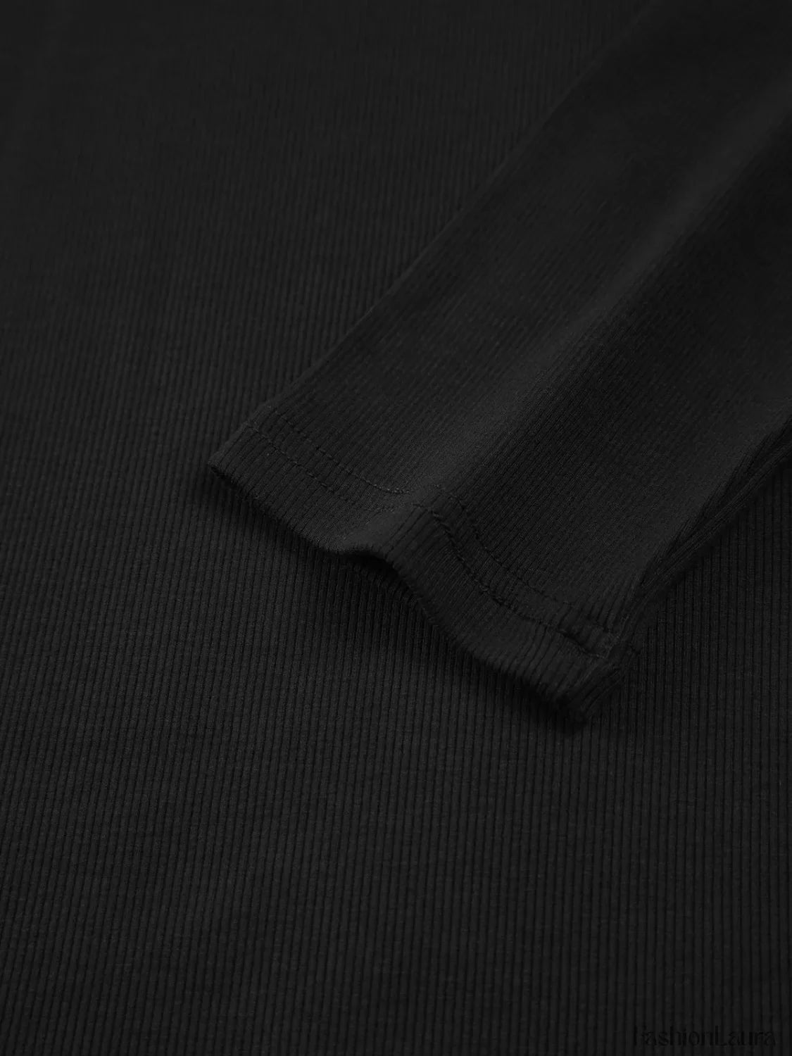 Sliver Lining Contrast Neckline Long Sleeve Top