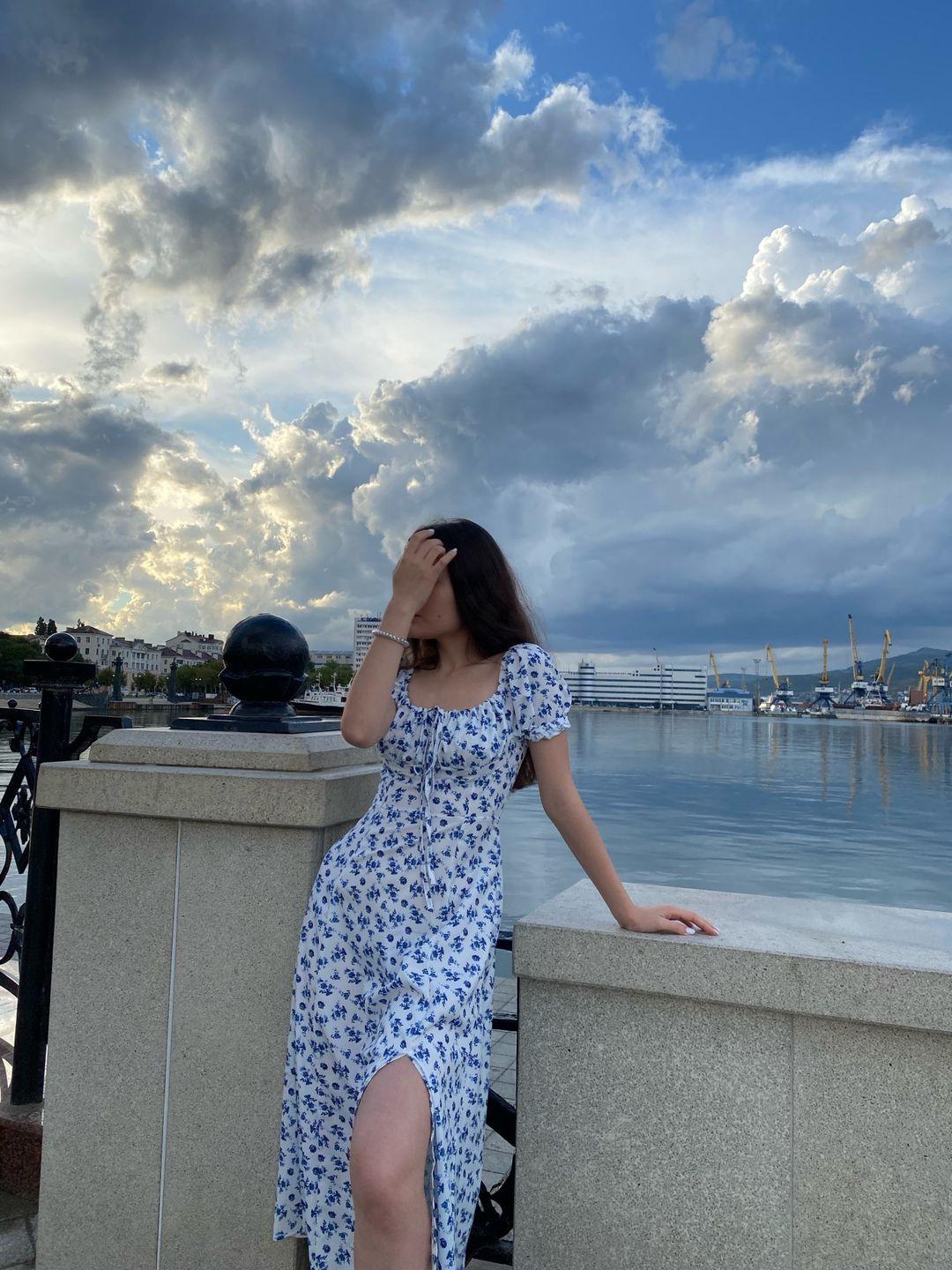 Lena Puff Sleeve Floral Midi Dress