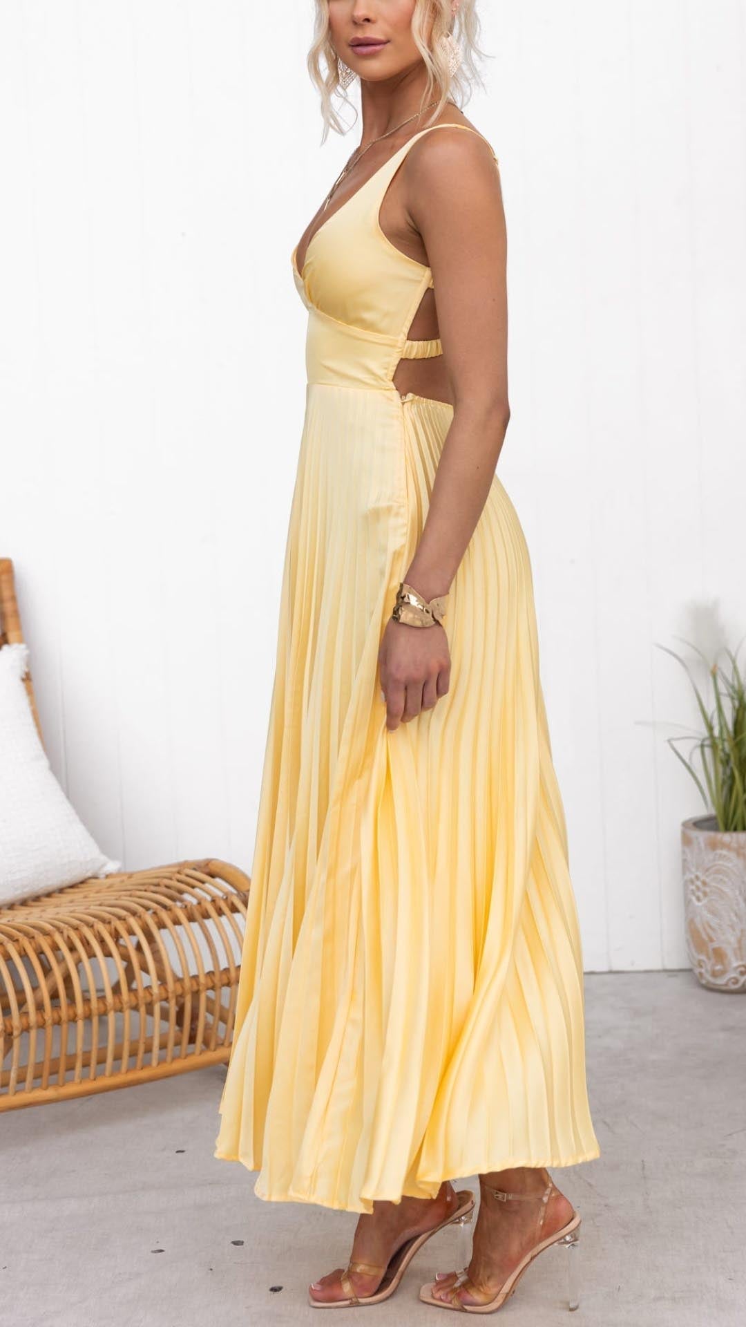 Olivia Flowing Pleated Summer Maxi Dress