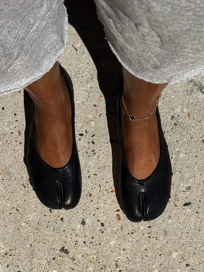 Bianca Split-Toe Leather Mules