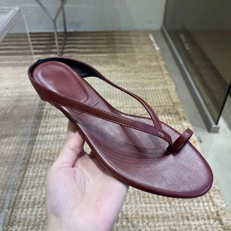 Sophia Clip Toe Flat Slipper