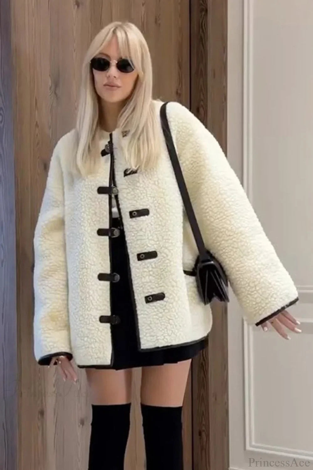 solid color Sherpa Horn Button Minimalist Coat