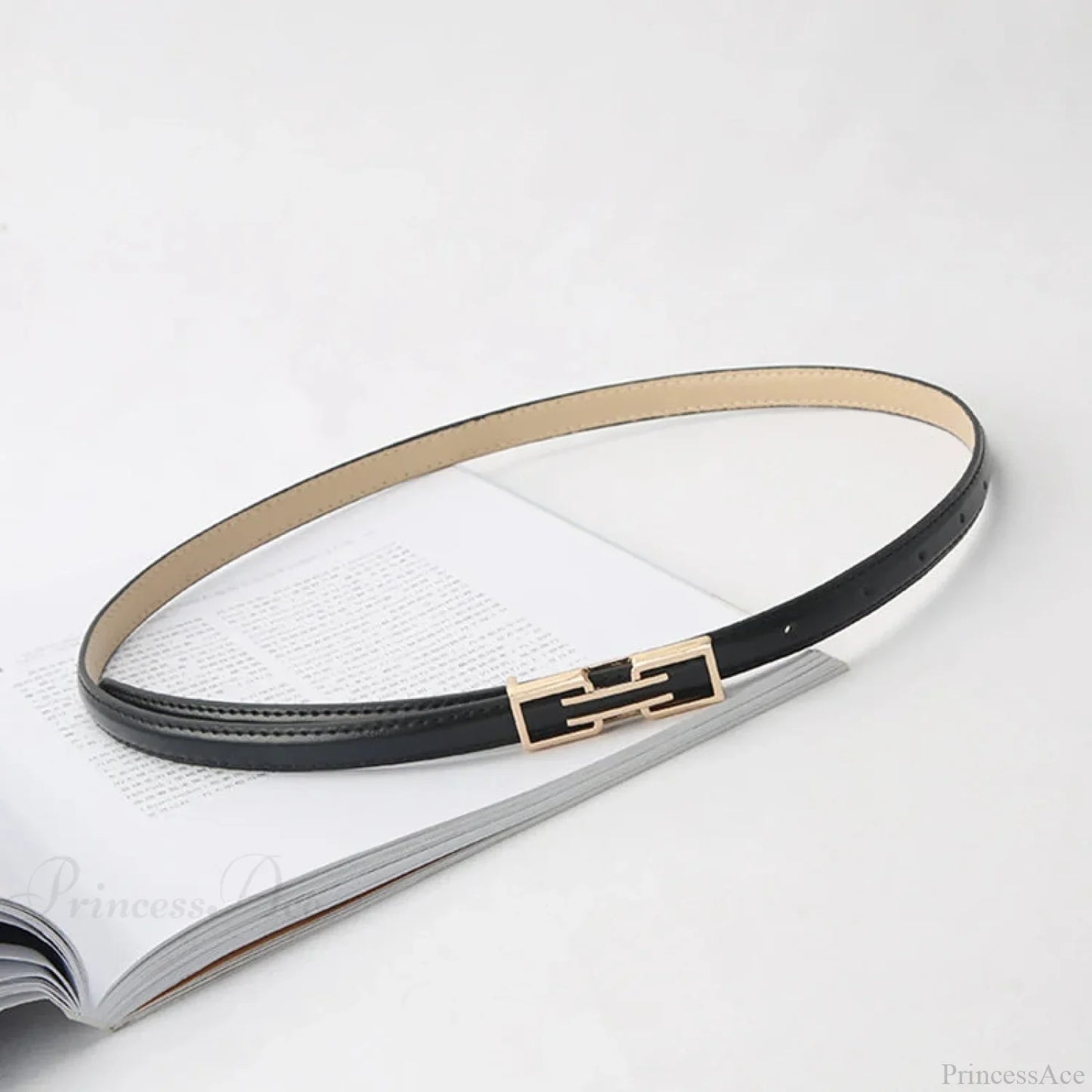 Synonyms: Gothic - medieval, Leather - hide, Pin - peg, Buckle - clasp

PU medieval hide peg clasp Belt