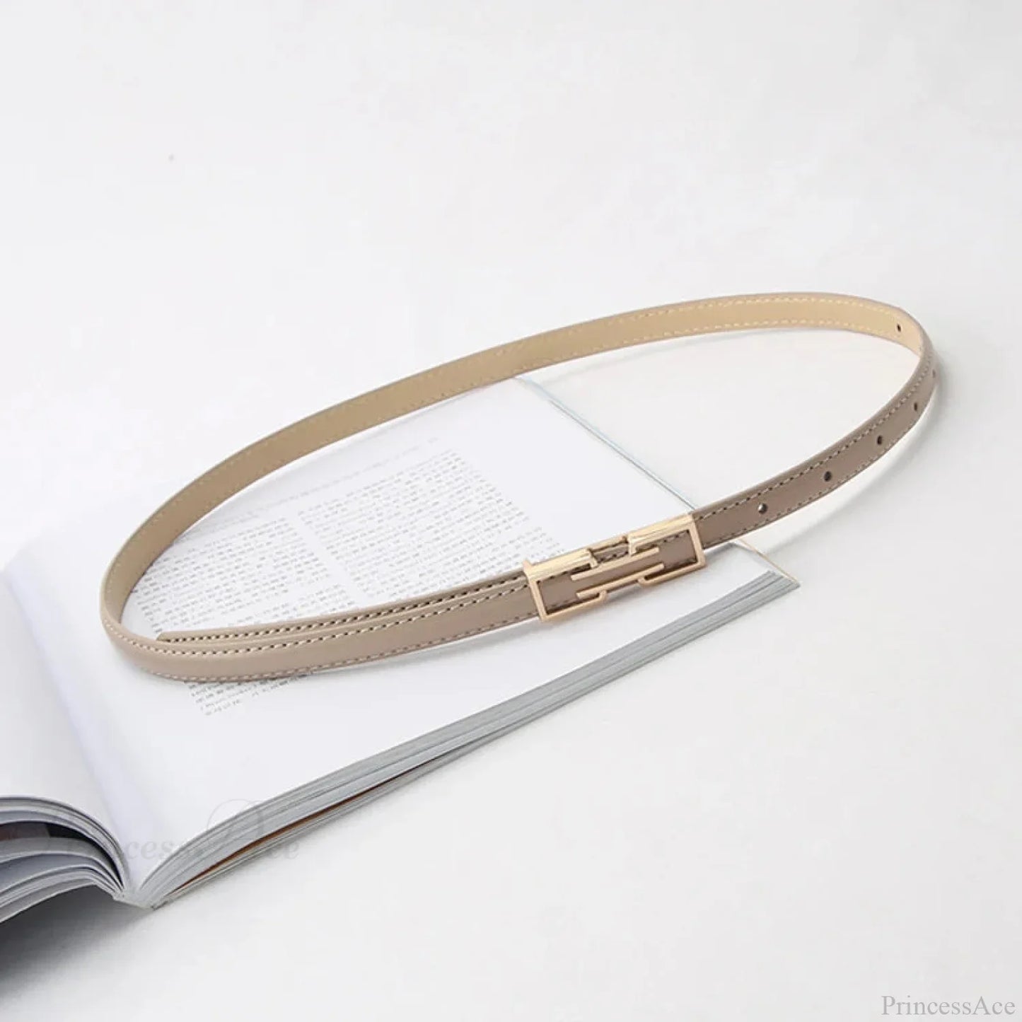 Synonyms: Gothic - medieval, Leather - hide, Pin - peg, Buckle - clasp

PU medieval hide peg clasp Belt