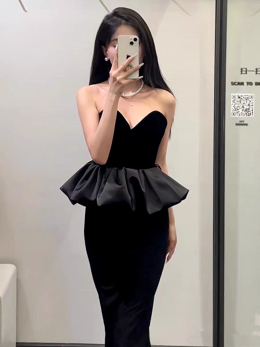 Black Velvet Balloon Tube Top