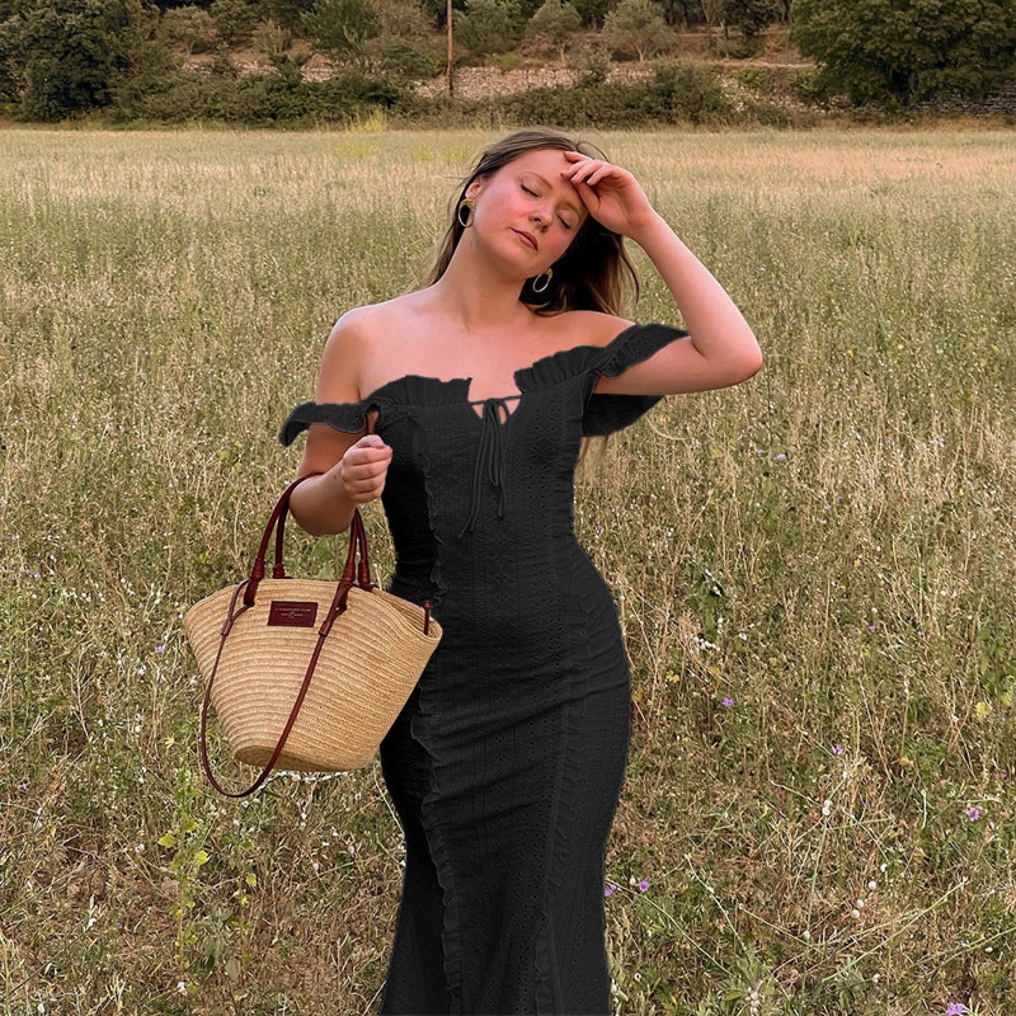 Vintage Lace Off-Shoulder Strap Party Dress