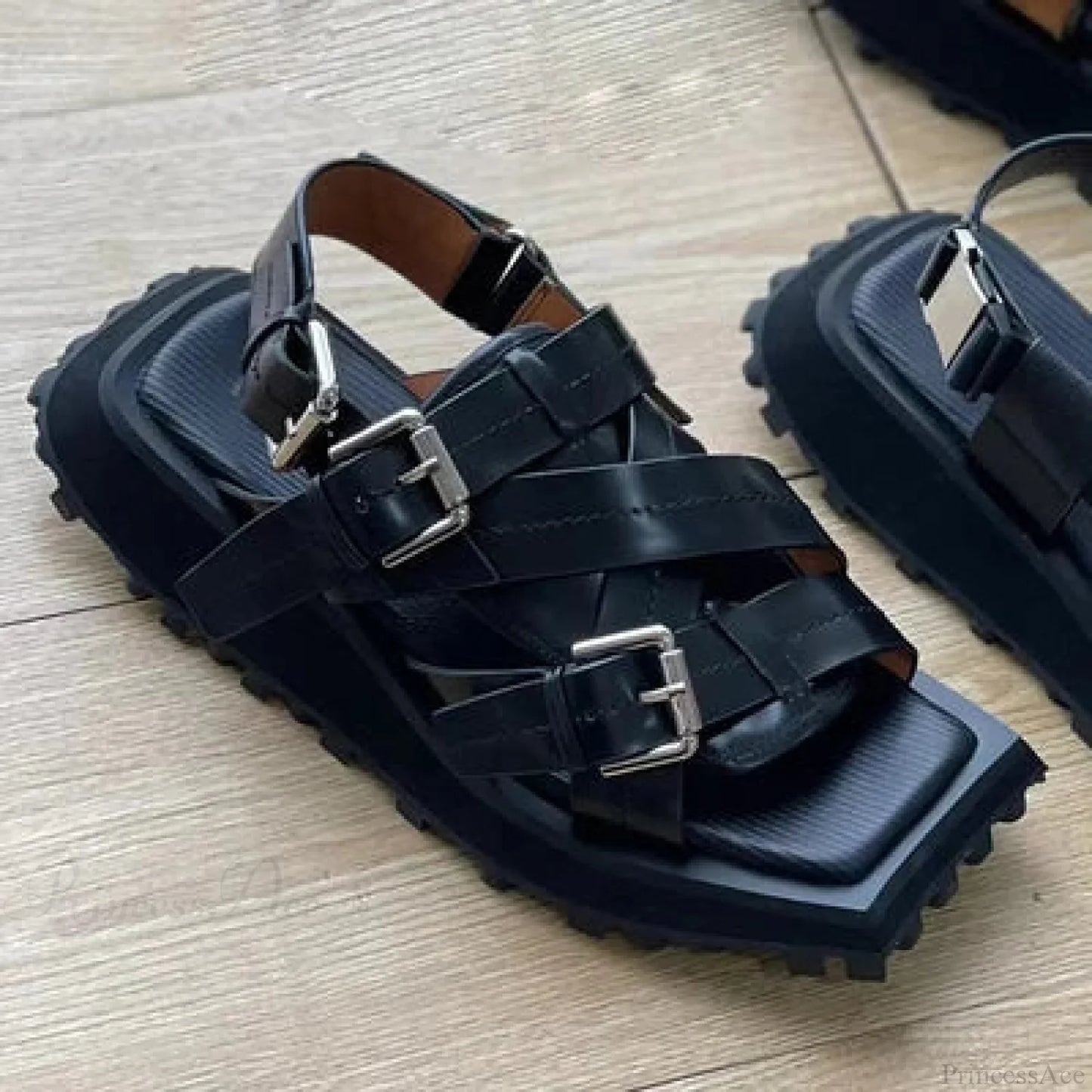 Warrior Leather Gothic Elevated Sandal