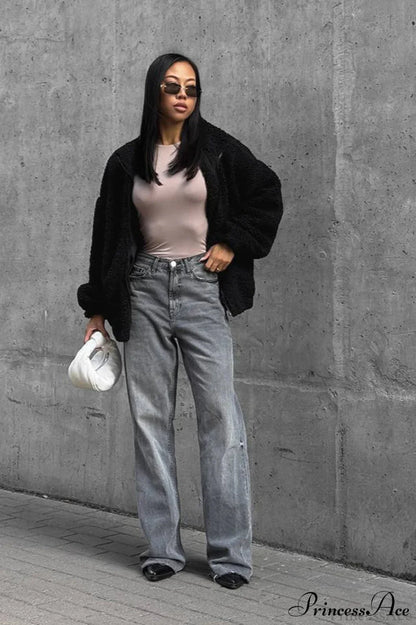 White Fleece Collared Warm Commute Coat